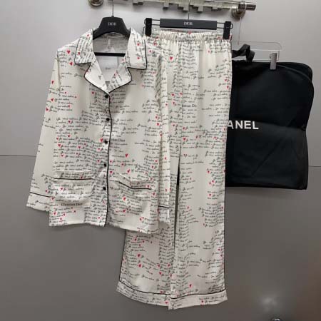 2025年11月21日入荷秋冬新作Diorファッション/誕生日プレゼント/贈り物 can工場