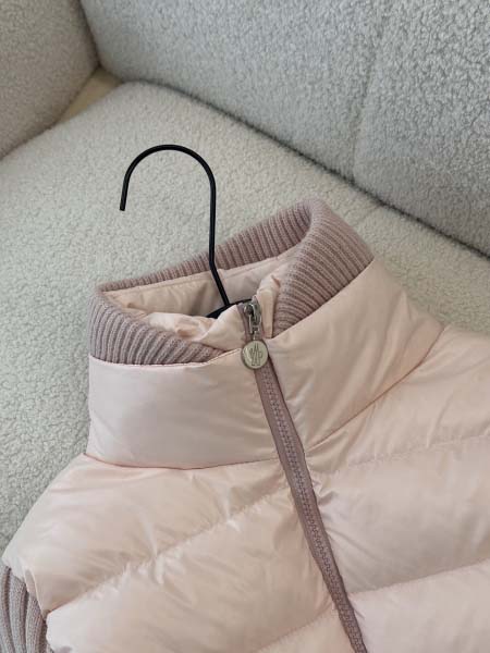 2025年11月22日入荷秋冬新作Monclerダウンジャケットファッション/誕生日プレゼント/贈り物 can工場