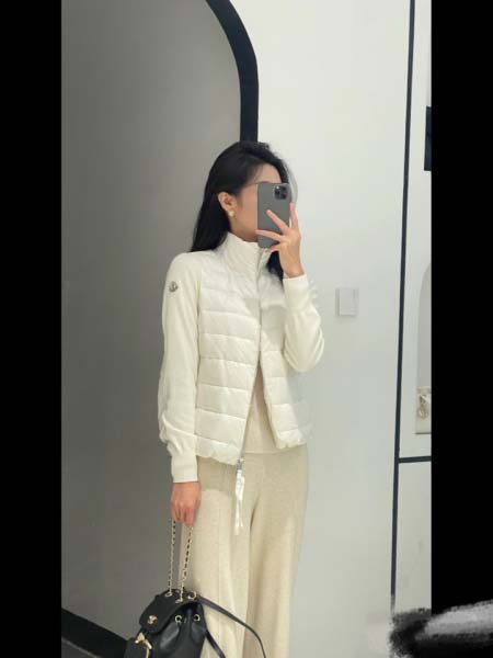 2025年11月22日入荷秋冬新作Monclerダウンジャケットファッション/誕生日プレゼント/贈り物 can工場