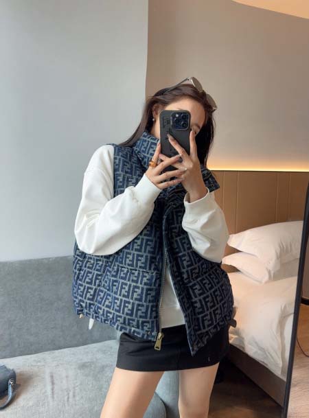 2025年11月23日入荷秋冬新作Fendiダウンジャケットファッション/誕生日プレゼント/贈り物 can工場