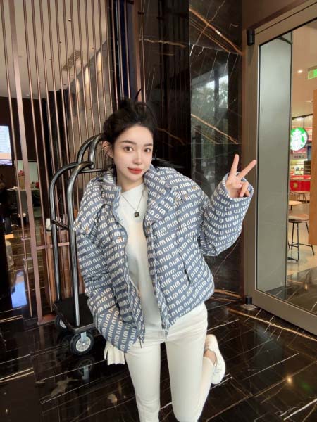 2025年11月23日入荷秋冬新作miumiuダウンジャケットファッション/誕生日プレゼント/贈り物 can工場