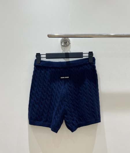 2025年11月23日入荷秋冬新作miumiuファッション/誕生日プレゼント/贈り物 can工場