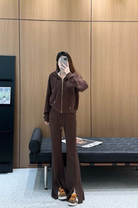 2025年11月24日入荷秋冬新作miumiuセットファッション/誕生日プレゼント/贈り物 can工場