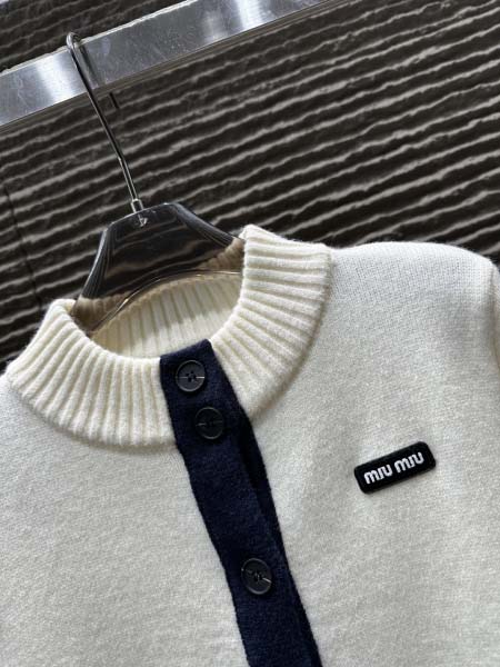 2025年11月24日入荷秋冬新作miumiuファッション/誕生日プレゼント/贈り物 can工場