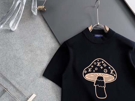 2025年11月24日入荷秋冬新作Louis Vuittonニットの半袖高級なプレゼント/誕生日プレゼント/高品質/メンツ/記念品/ wenzhou工場