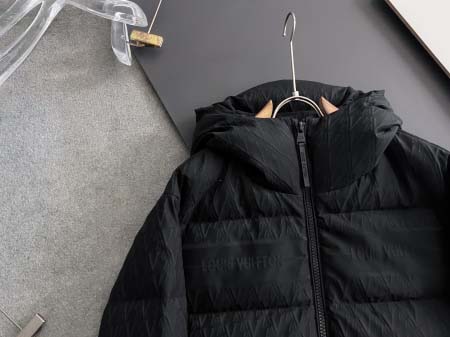 2025年11月26日入荷秋冬新作Louis Vuittonダウンジャケット高級なプレゼント/誕生日プレゼント/高品質/メンツ/記念品/ wenzhou工場