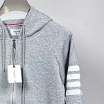2025年11月3日秋冬新作Thom Browneパーカー高品質人気商品/LDF工場