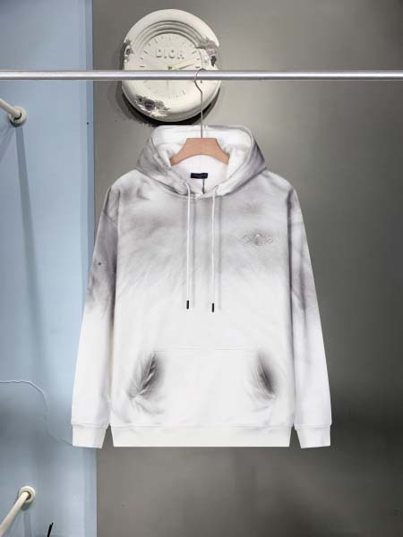 2025年11月3日秋冬新作Louis Vuittonパーカ...