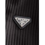 2025年11月4日秋冬新作Pradaジャケット高品質人気商品/LDF工場