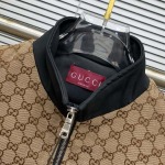 2025年11月4日秋冬新作Gucci上下高品質人気商品/LDF工場