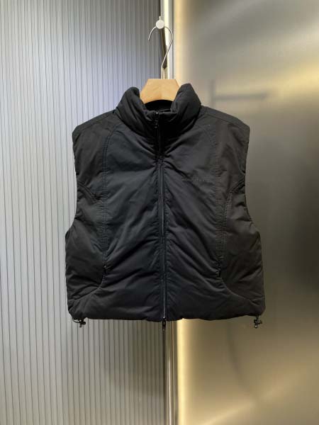 2025年11月4日秋冬新作Alexander Wangダウ...