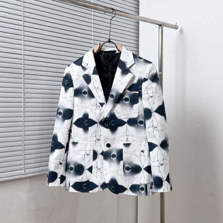 2025年11月8日秋冬新作Louis Vuittonジャケ...