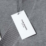 2025年11月8日秋冬新作Thom Browneカーディガンのコート超厳選★入手困難人気商品/LDF工場