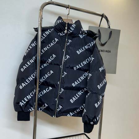 2025年11月11日秋冬新作Balenciaga綿の服超厳...