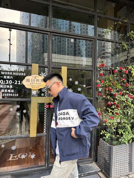 2025年11月12日秋冬新作Balenciagaジャケット...