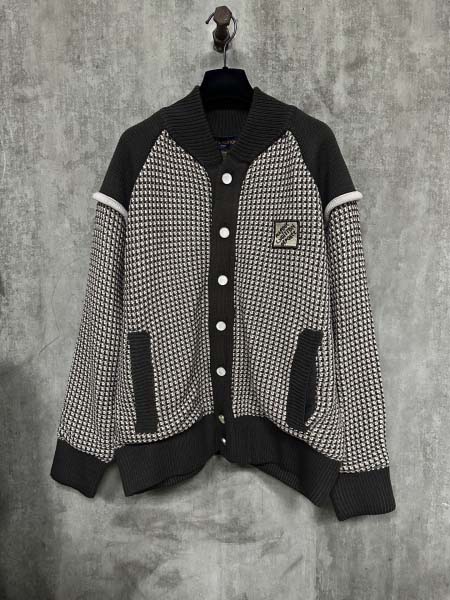 2025年11月12日秋冬新作LOUIS VUITTONセー...