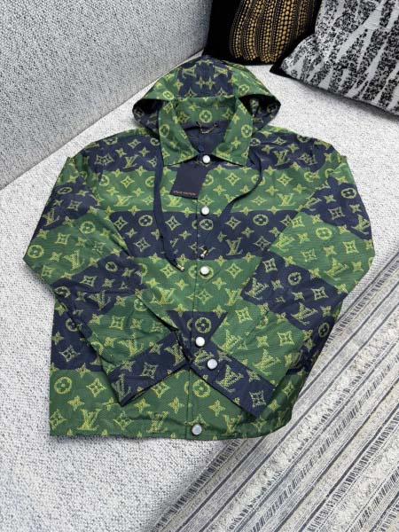 2025年11月13日秋冬新作Louis Vuittonジャ...