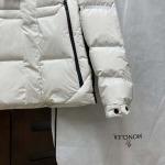 2025年11月14日秋冬新作Monclerダウンジャケット高品質人気商品/QIU工場