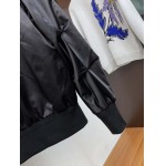 2025年11月14日秋冬新作Monclerダウンジャケット高品質人気商品/QIU工場