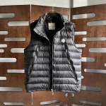2025年11月14日秋冬新作Monclerダウンベスト高品質人気商品/QIU工場