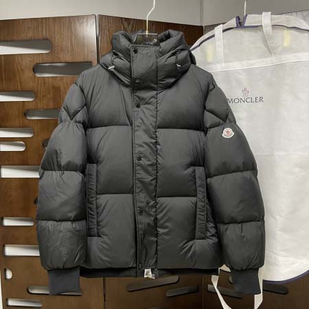 2025年11月14日秋冬新作Monclerダウンジャケット...