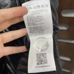 2025年11月14日秋冬新作Monclerダウンジャケット高品質人気商品/QIU工場