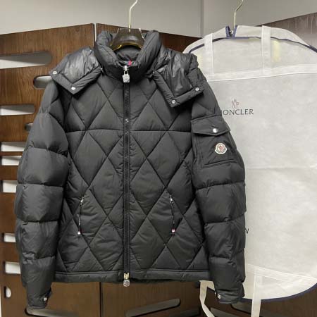 2025年11月14日秋冬新作Monclerダウンジャケット...