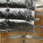 2025年11月14日秋冬新作Monclerダウンベスト高品質人気商品/QIU工場