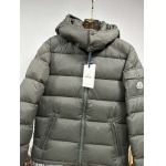 2025年11月14日秋冬新作Monclerダウンジャケット高品質人気商品/QIU工場