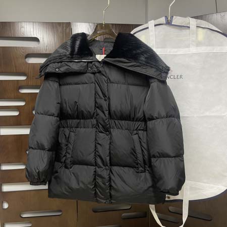 2025年11月14日秋冬新作Monclerダウンジャケット...