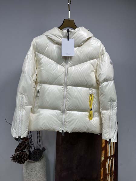 2025年11月14日秋冬新作Monclerダウンジャケット...