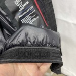 2025年11月14日秋冬新作Monclerダウンジャケット高品質人気商品/QIU工場