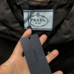2025年11月17日秋冬新作Pradaジャケット高品質人気商品/QIU工場