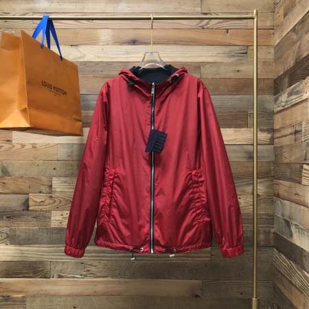 2025年11月17日秋冬新作PRADAジャケット高品質人気...