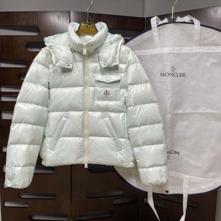 2025年11月17日秋冬新作ARCTERYXダウンジャケッ...