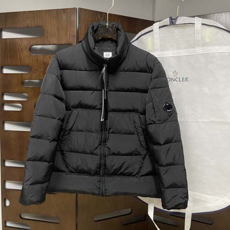 2025年11月17日秋冬新作CP.COMPANYダウンジャ...