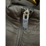 2025年11月17日秋冬新作ARMANIダウンベスト高品質人気商品/QIU工場