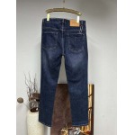 2025年11月17日秋冬新作Tom Fordジーパン高品質人気商品/QIU工場