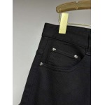 2025年11月17日秋冬新作Pradaジーパン高品質人気商品/QIU工場