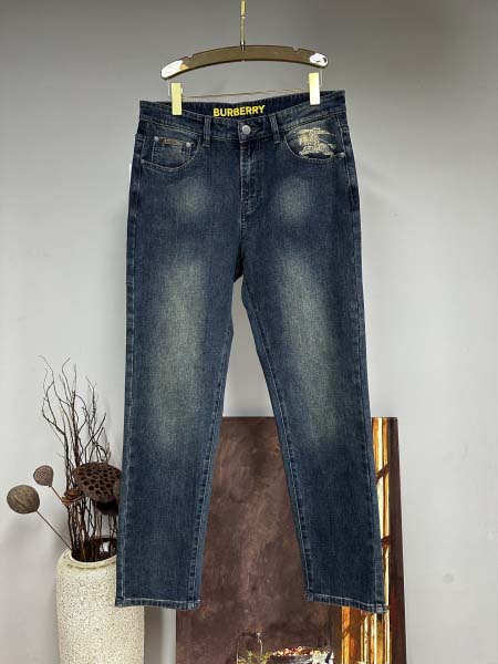 2025年11月17日秋冬新作Burberryジーパン高品質...