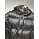 2025年11月17日秋冬新作Pradaダウンジャケット高品質人気商品女性用/QIU工場