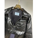 2025年11月17日秋冬新作Pradaダウンジャケット高品質人気商品女性用/QIU工場