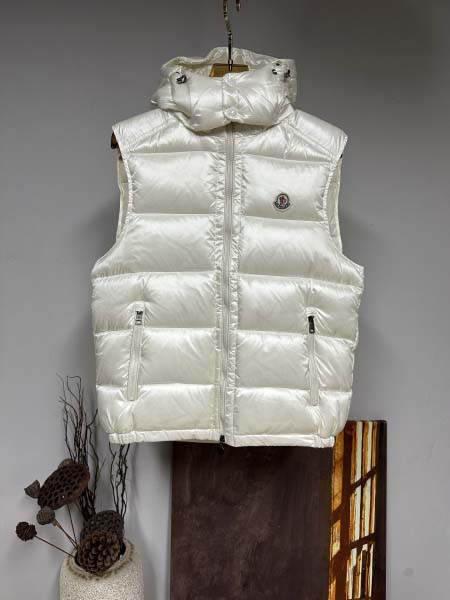 2025年11月17日秋冬新作Monclerタンクトップ高品...