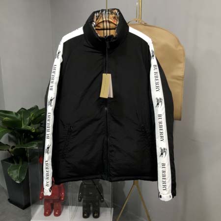 2025年11月17日秋冬新作Burberryダウンジャケッ...