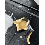 2025年11月17日秋冬新作Monclerダウンジャケット高品質人気商品/QIU工場