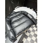 2025年11月17日秋冬新作Monclerダウンジャケット高品質人気商品/QIU工場