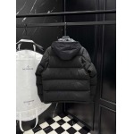 2025年11月17日秋冬新作Monclerダウンジャケット高品質人気商品/QIU工場