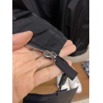 2025年11月17日秋冬新作Pradaジャケット高品質人気商品/QIU工場