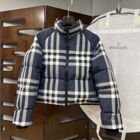 2025年11月17日秋冬新作Burberryダウンジャケッ...