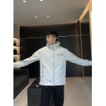 2025年11月17日秋冬新作Monclerジャケット高品質人気商品/QIU工場